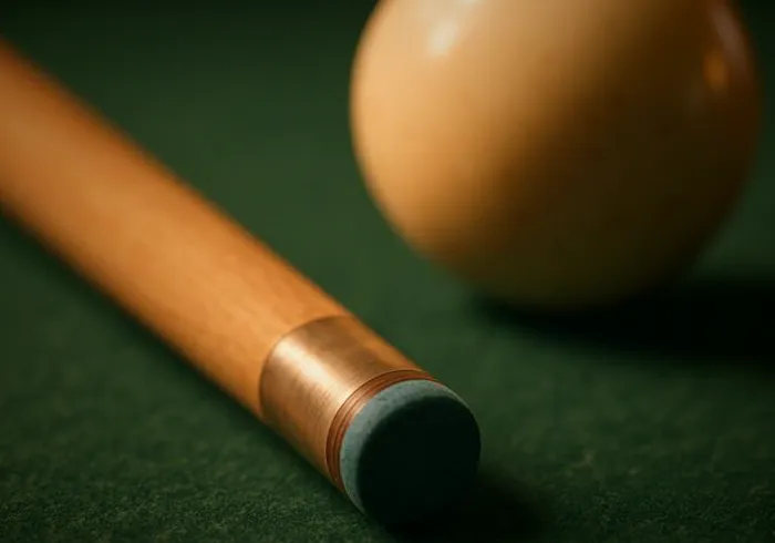 Graphite vs Fiberglass vs Wood Pool Cues Compared